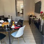 Calefati Gallery Luxury Apartman *