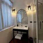 Calefati Gallery Luxury *